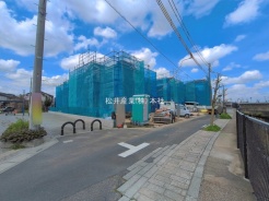 草加市谷塚仲町