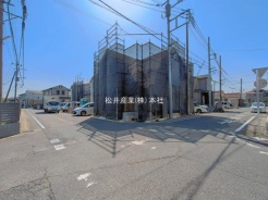 吉川市中曽根1丁目