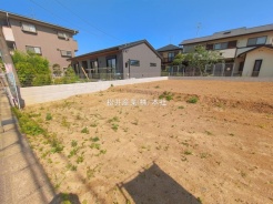 吉川市中曽根2丁目