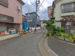 草加市八幡町