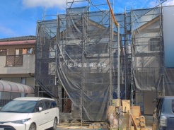 草加市氷川町